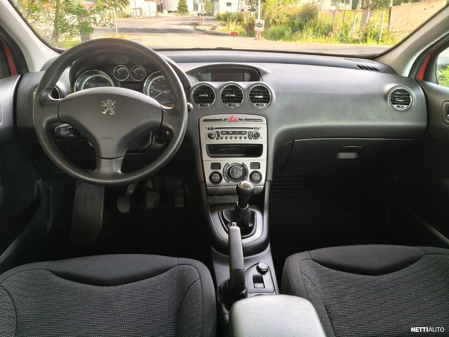 Peugeot 308 2011, photo 7/18
