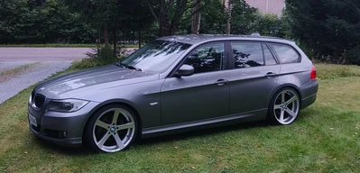 BMW 320 320d Farmari (AC) 4ov 1995cm3 2010, kuva 3/14