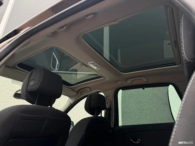 Renault Grand Scenic 2012, photo 7/10