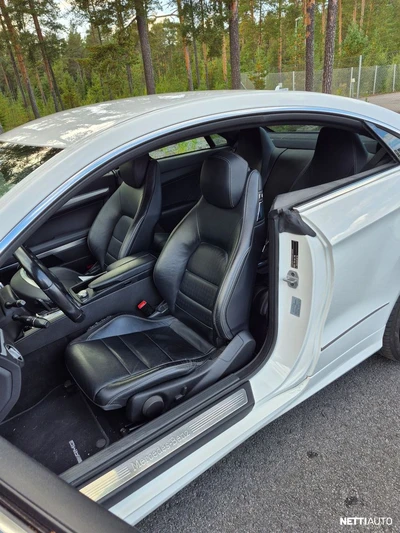 Mercedes-Benz E 220 CDI BE Coupé A 2012, kuva 4/13