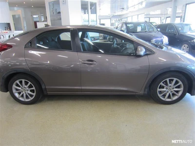 Honda Civic 5D 1,4i Comfort 2014, photo 6/20