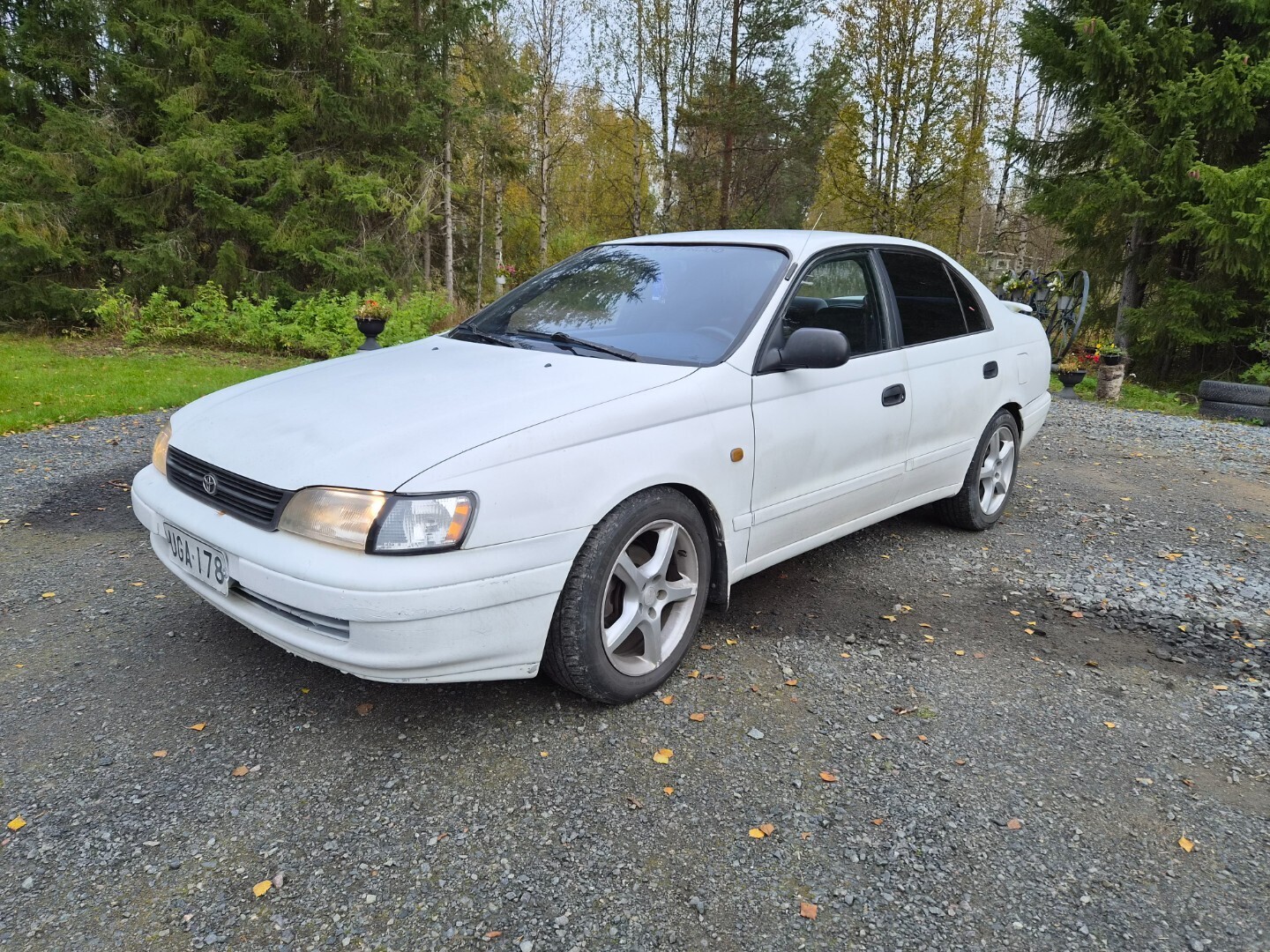 Toyota Carina E