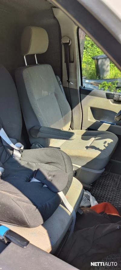 Volkswagen Transporter 2005, photo 2/2