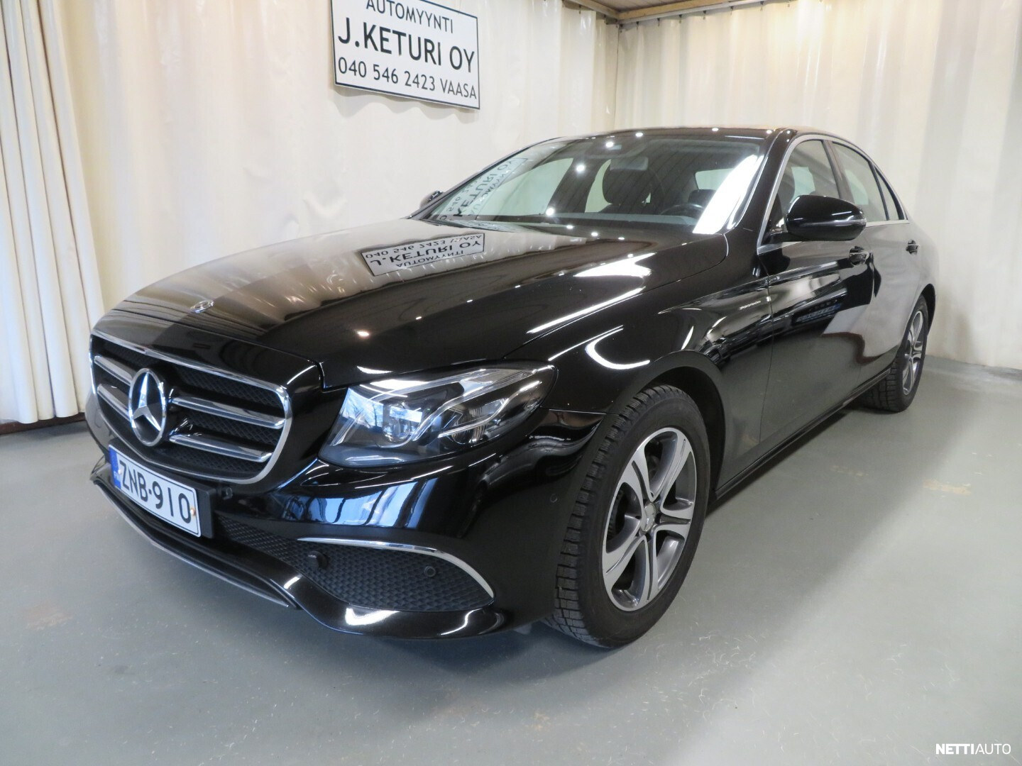 Mercedes-Benz E