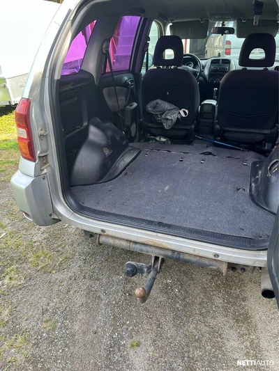 Toyota RAV4 2003, photo 5/8