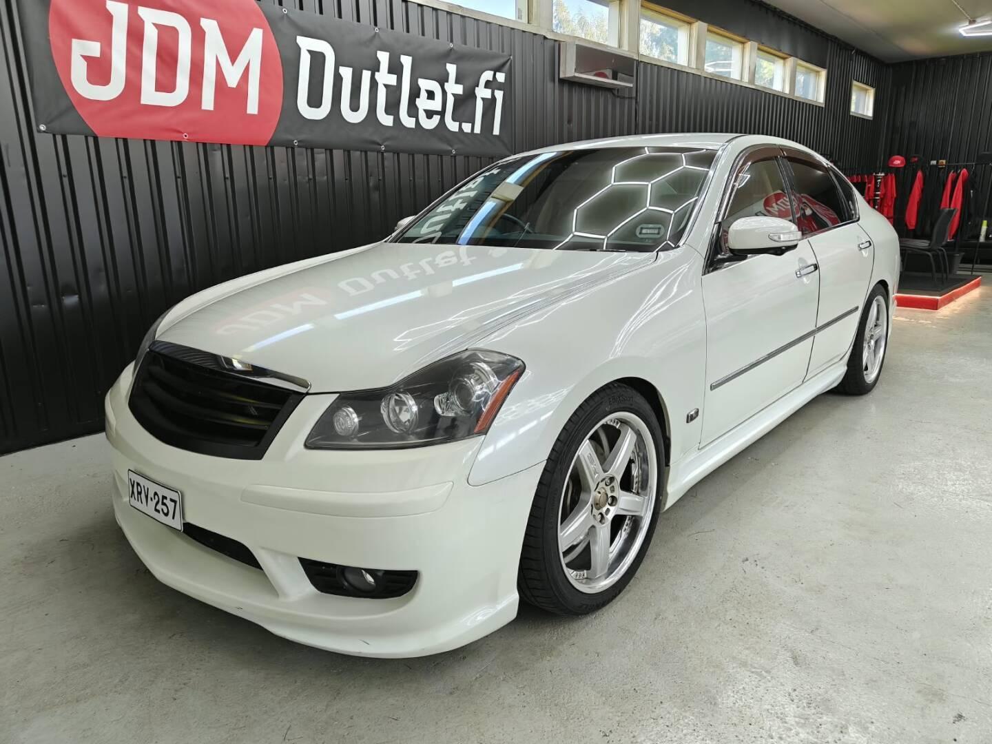 Nissan Fuga