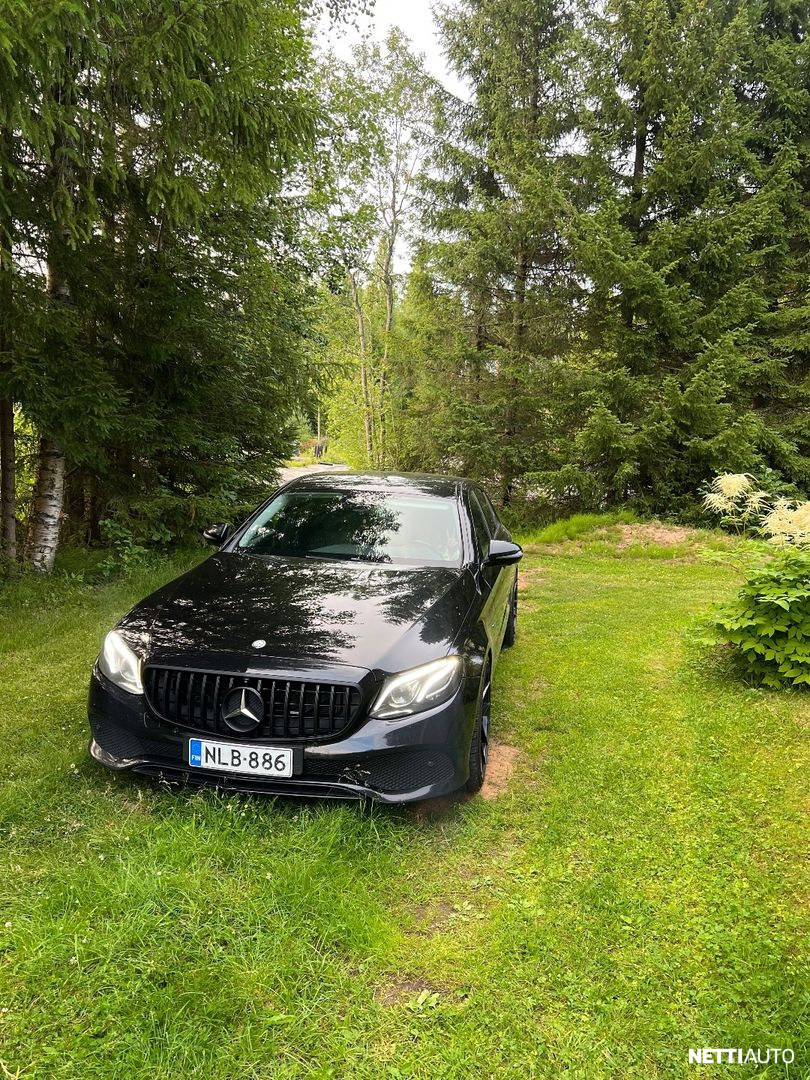 Mercedes-Benz E