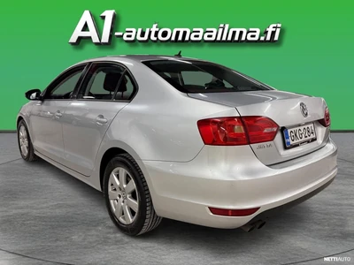 Volkswagen Jetta 2012, photo 5/16