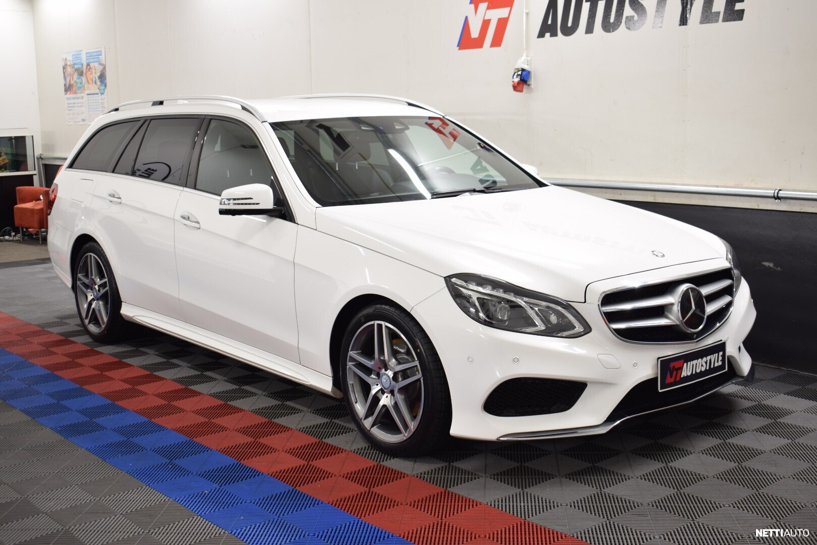 Mercedes-Benz E