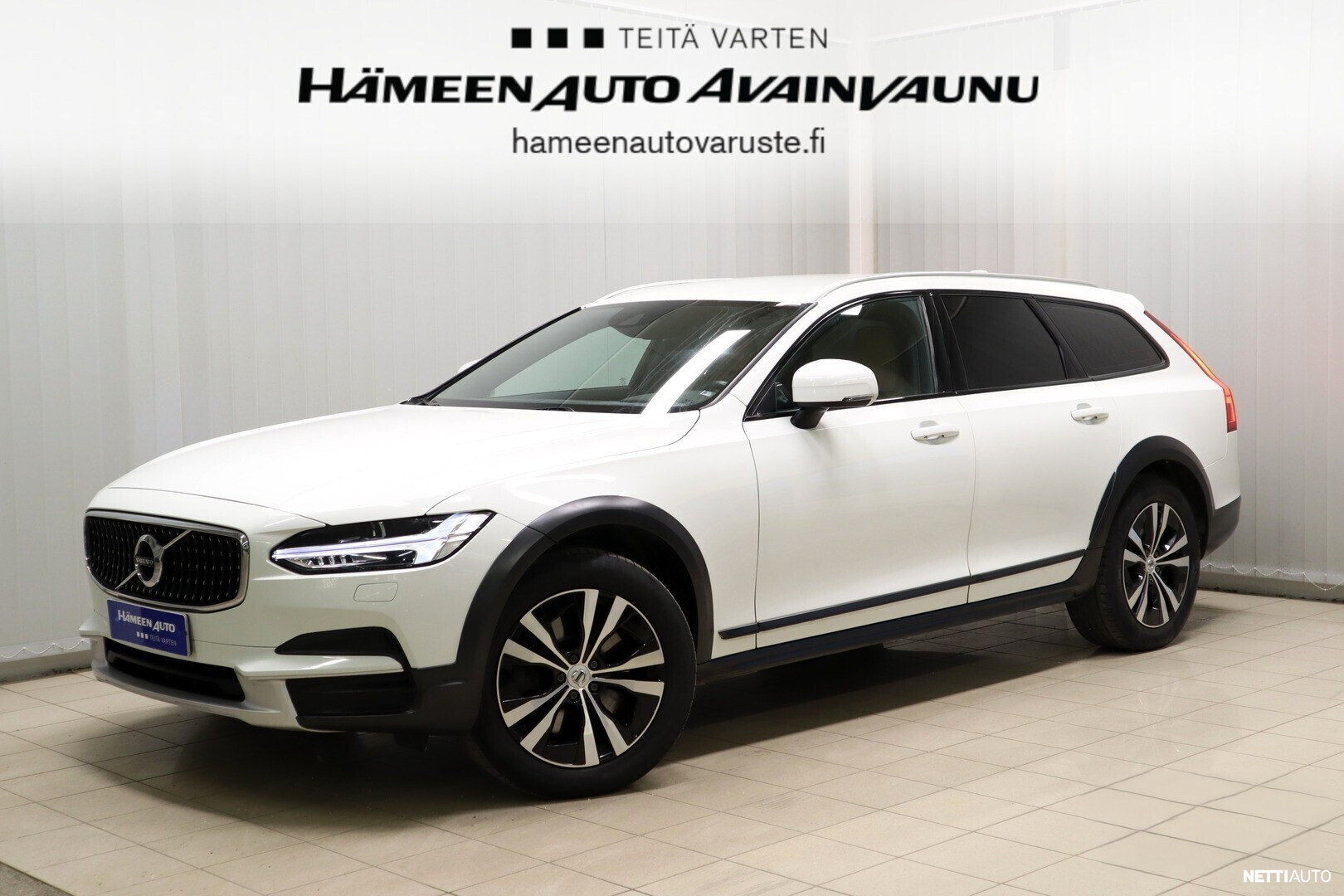 Volvo V90 Cross Country