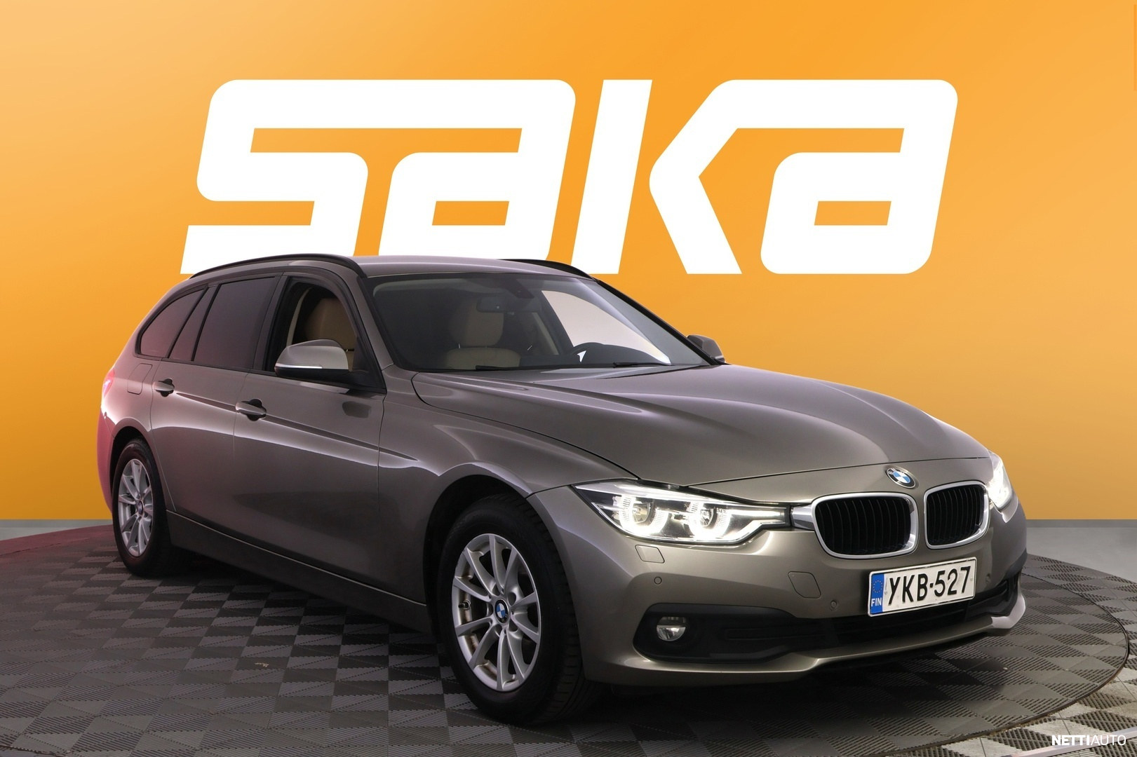 BMW 320