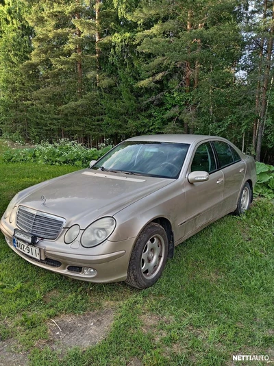 Mercedes-Benz E 2003, photo 3/7