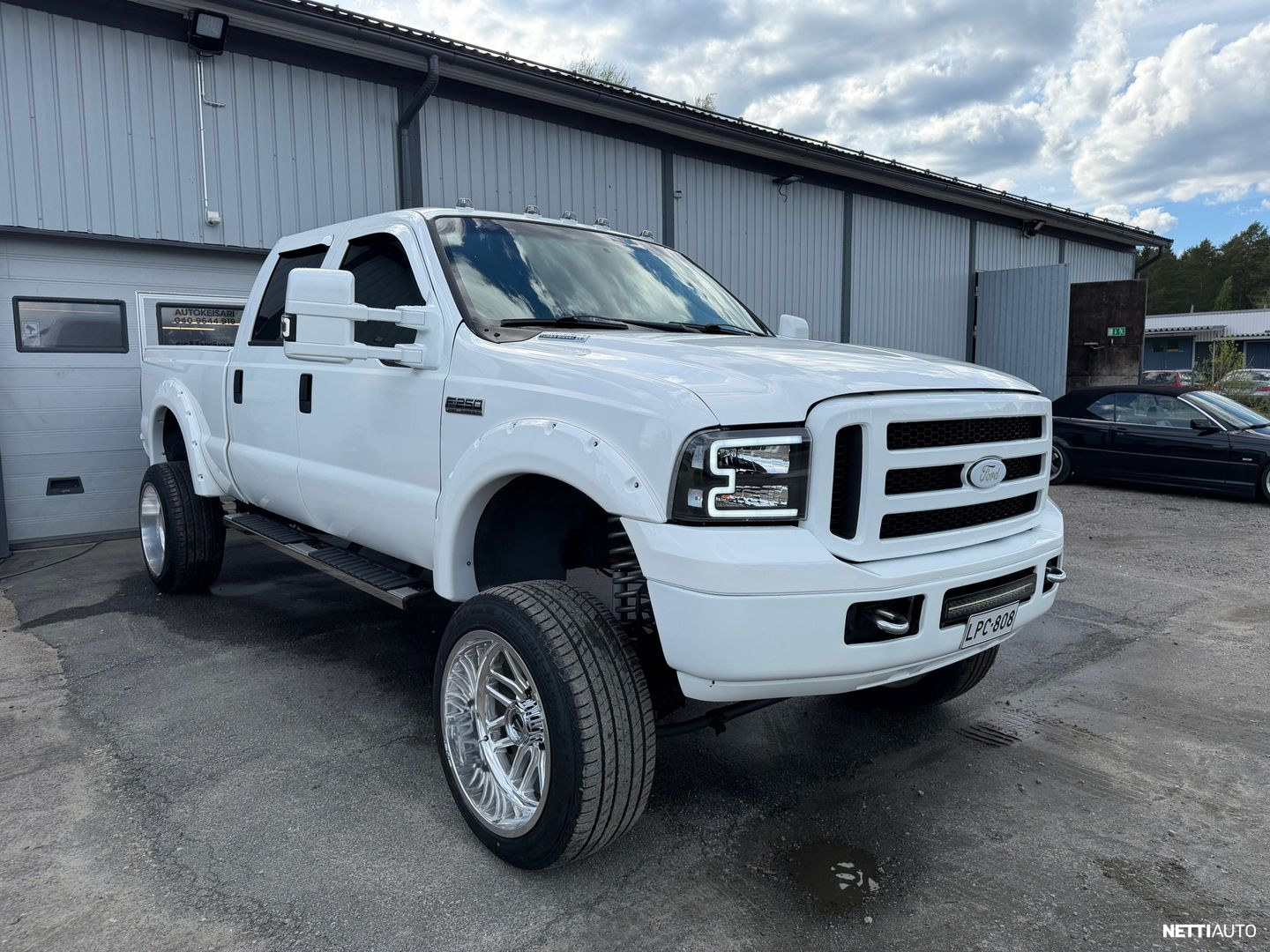 Ford F-250