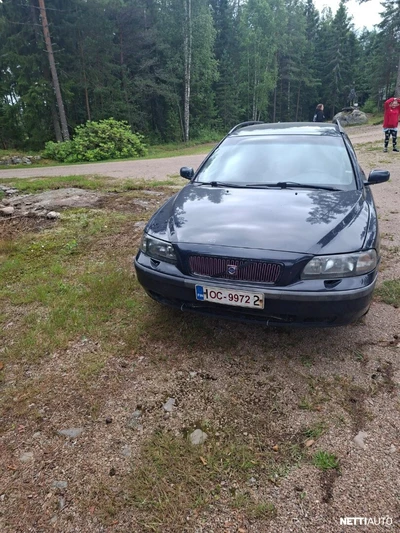 Volvo V70 2004, photo 1/4