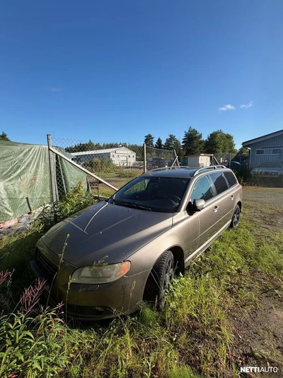 Volvo V70 2,0D Momentum 2008, kuva 3/6