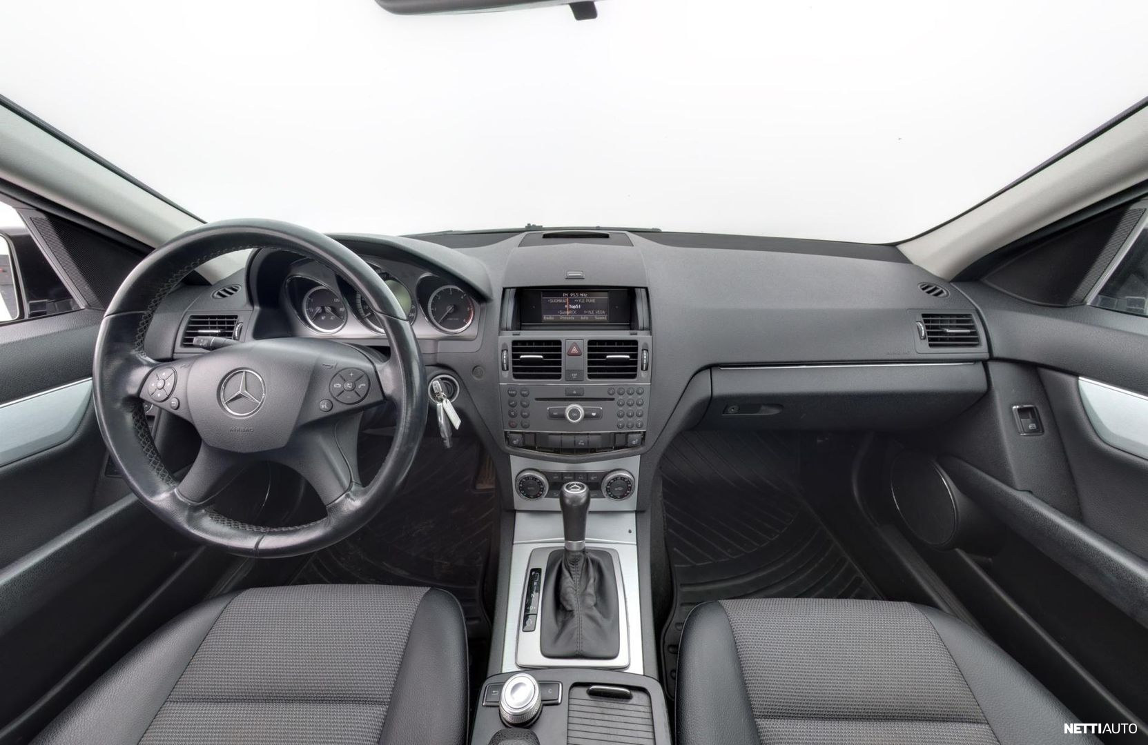 Mercedes-Benz C 2010, photo 7/19