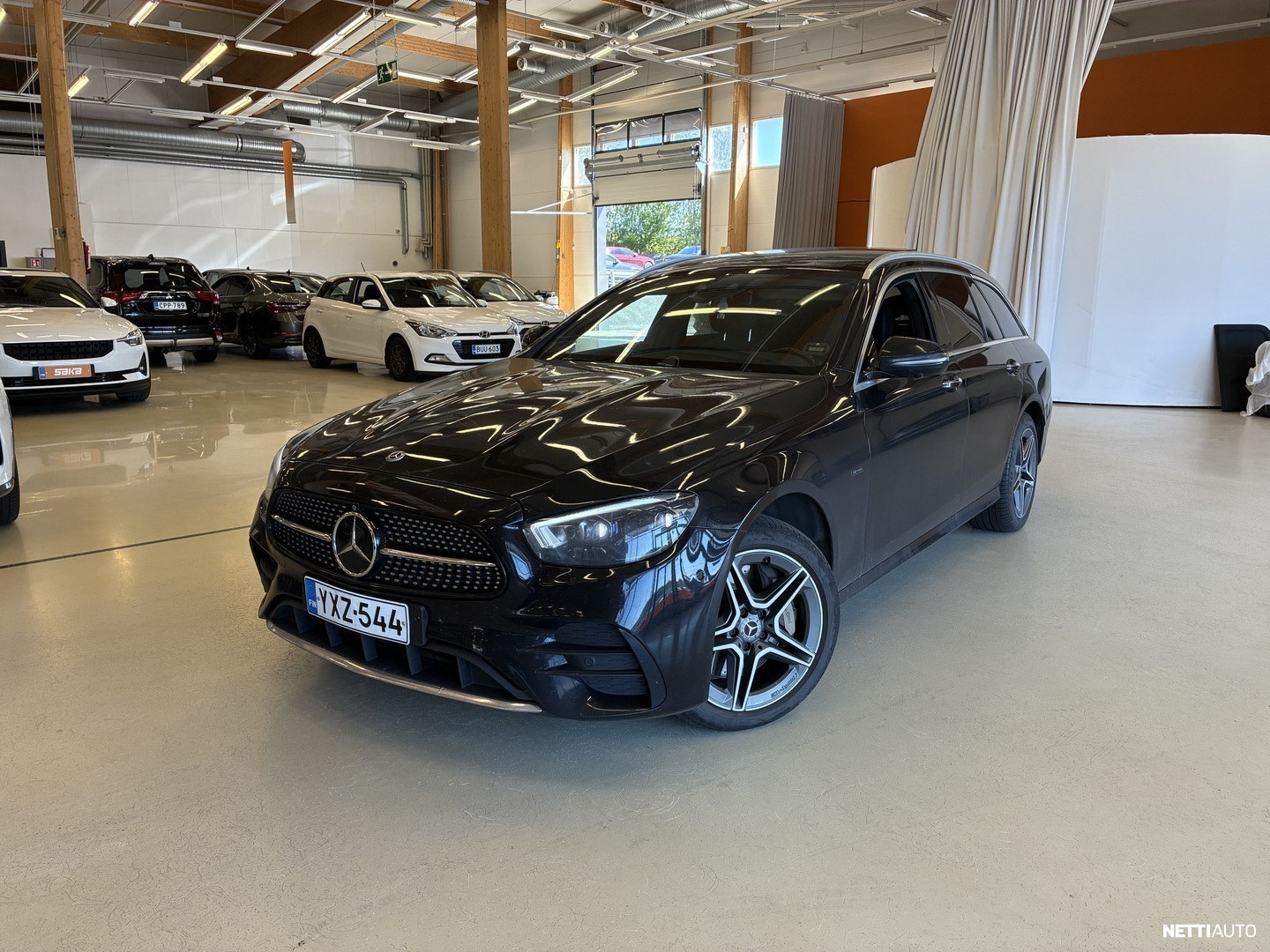 Mercedes-Benz E