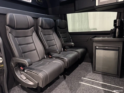 Mercedes-Benz Sprinter 2025, photo 6/13