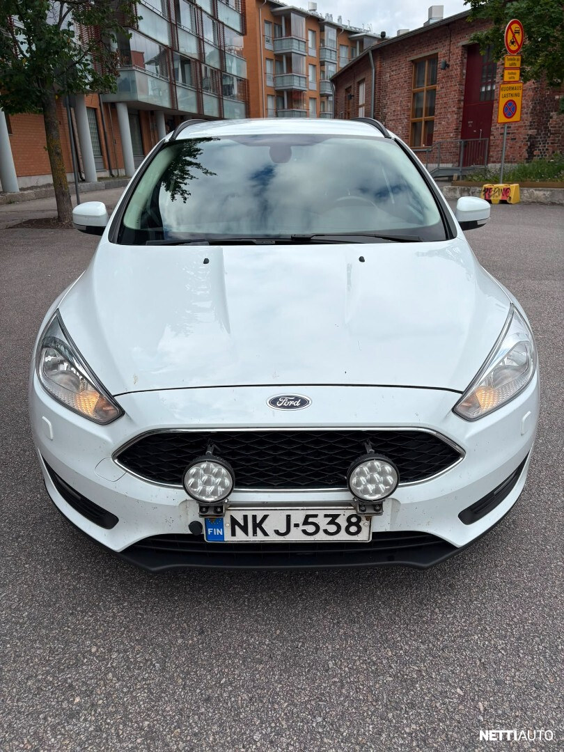 Ford Focus 2015, photo 2/15