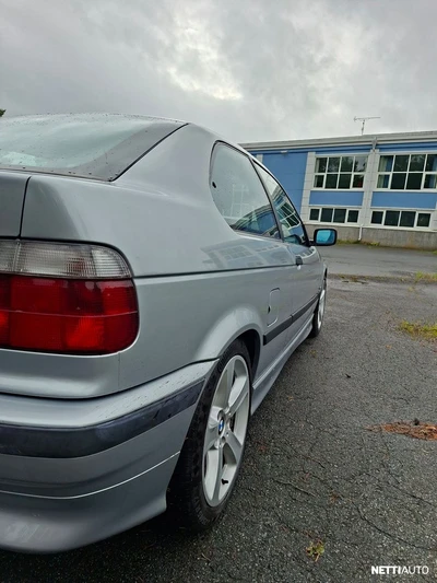BMW 323 tiA Compact 2,5 1997, kuva 5/10