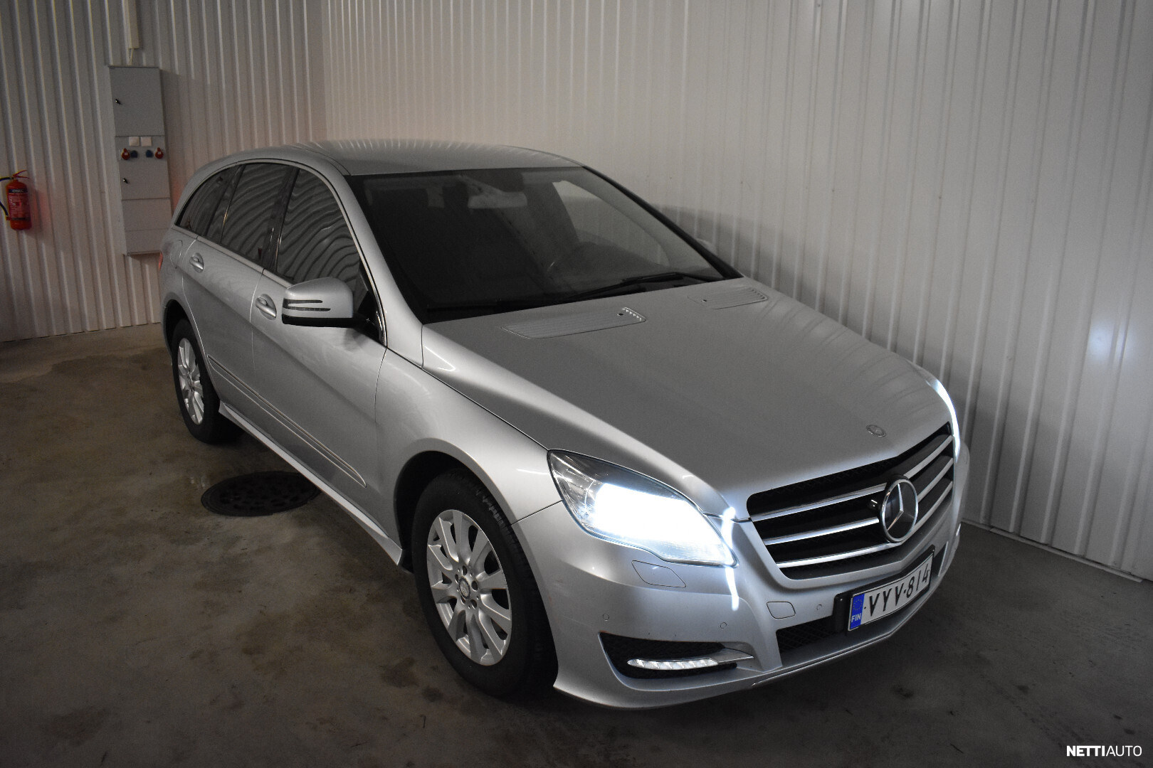 Mercedes-Benz R
