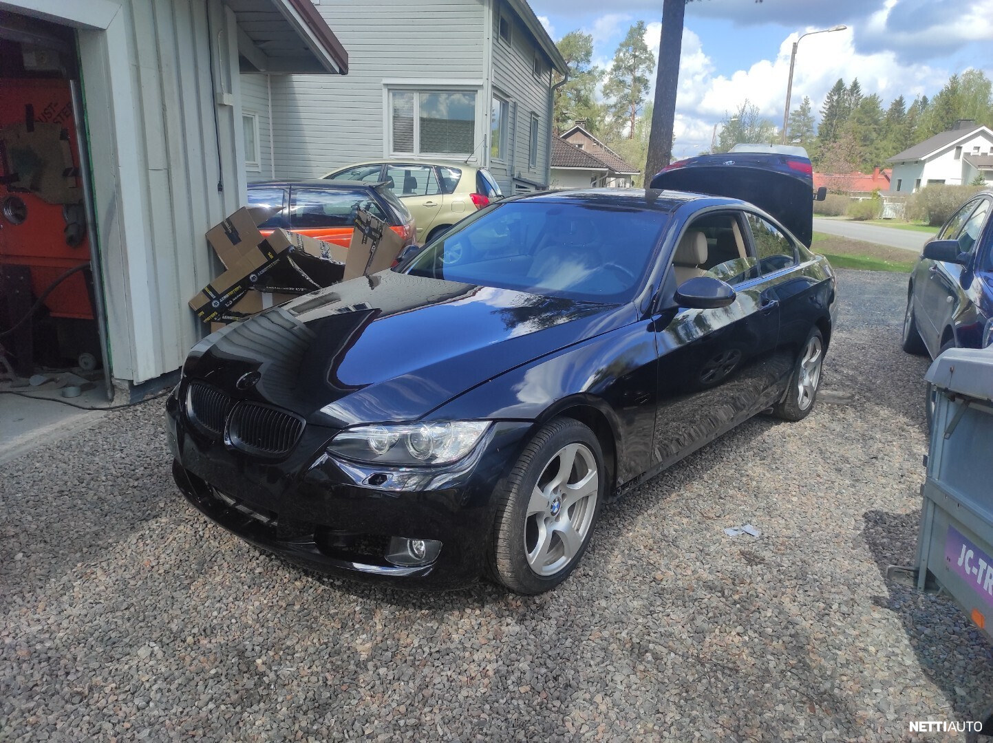 BMW 320