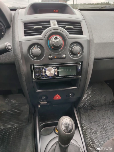 Renault Megane 1.6 16V Authentique 2004, kuva 6/14