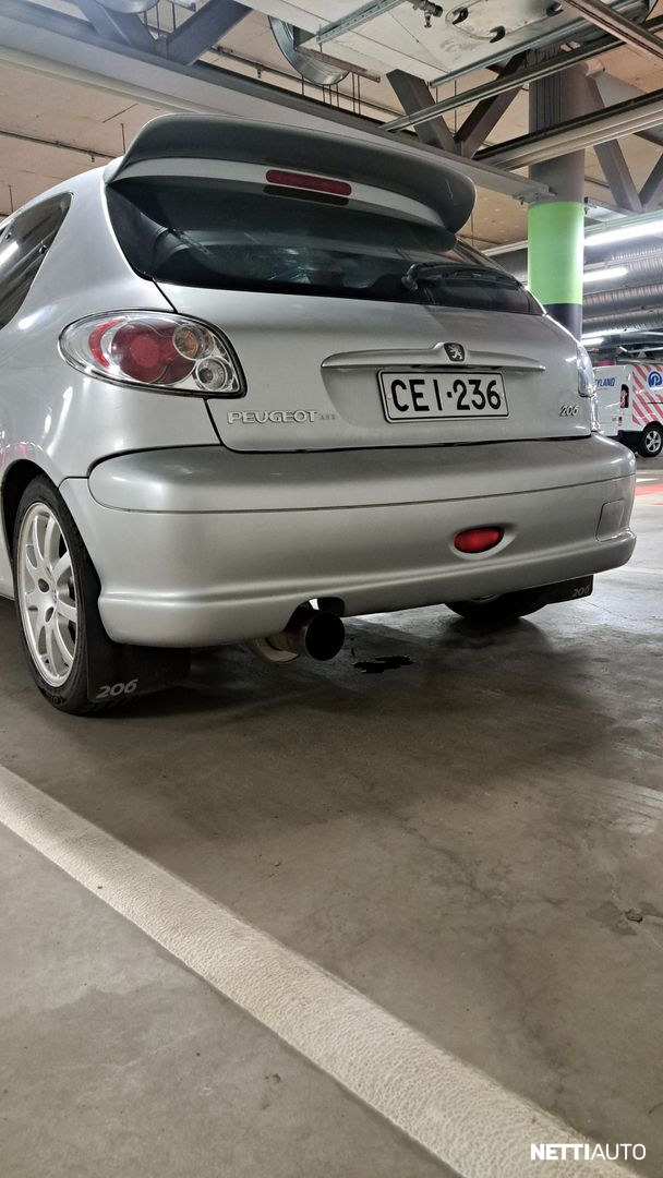 Peugeot 206 1999, photo 4/10
