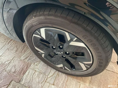 Kia Niro Business Luxury 64,8 kWh 204 hv 2023, kuva 8/8