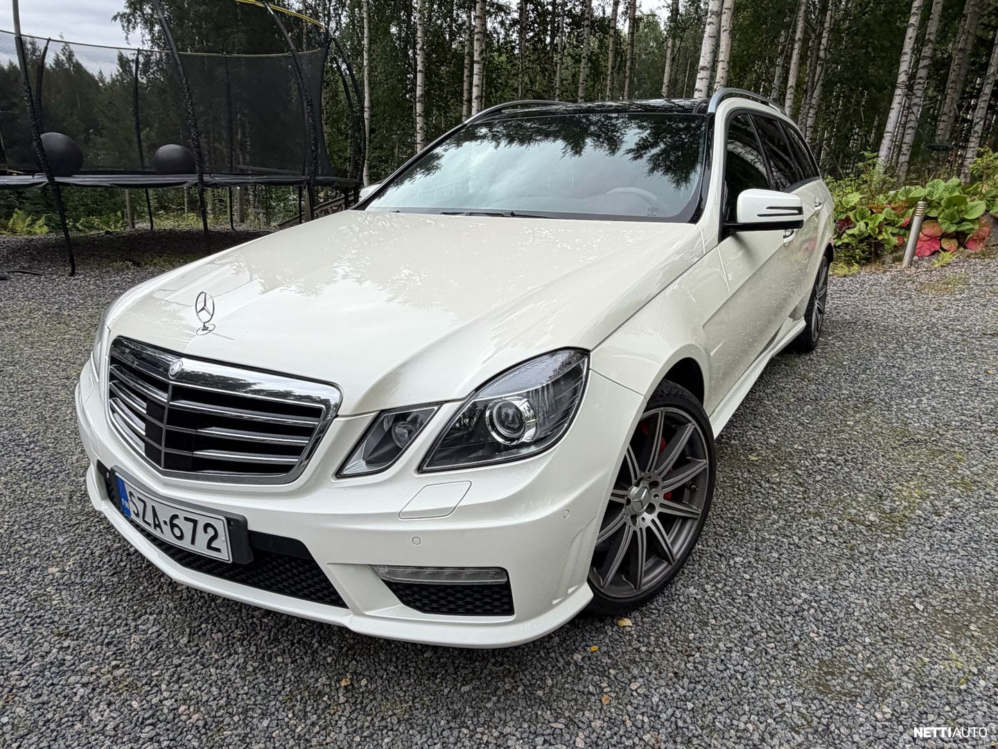 Mercedes-Benz E