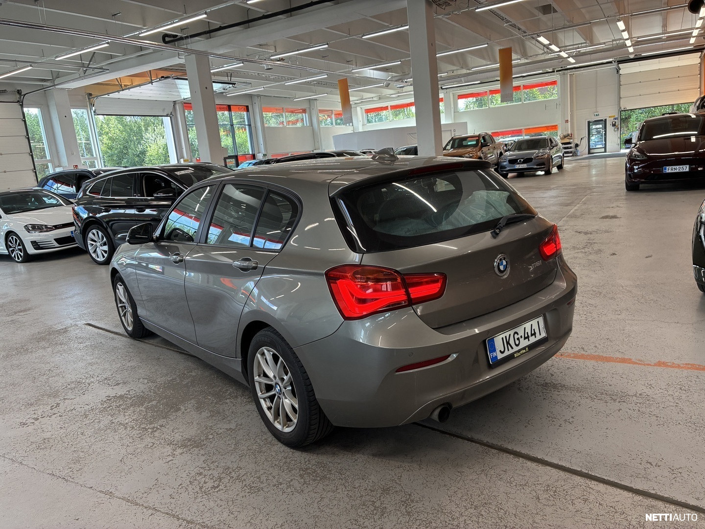 BMW 118 2017, photo 3/4