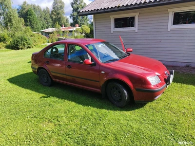 Volkswagen Bora 2000, photo 1/5
