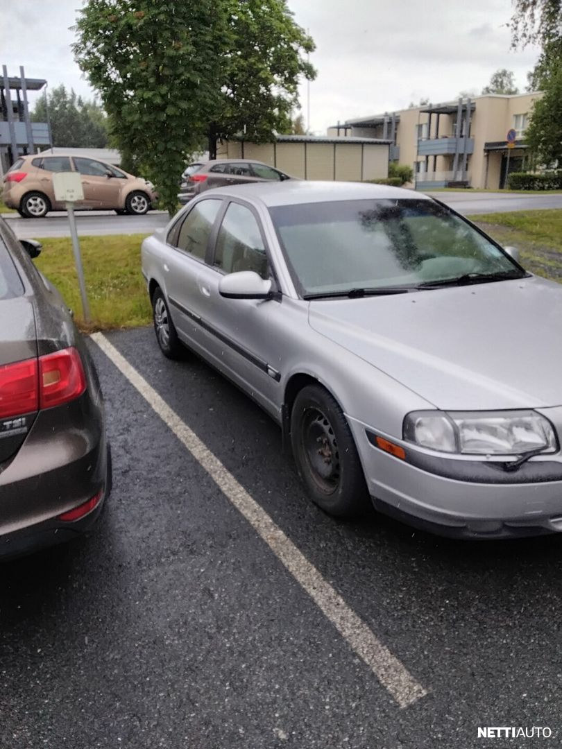Volvo S80