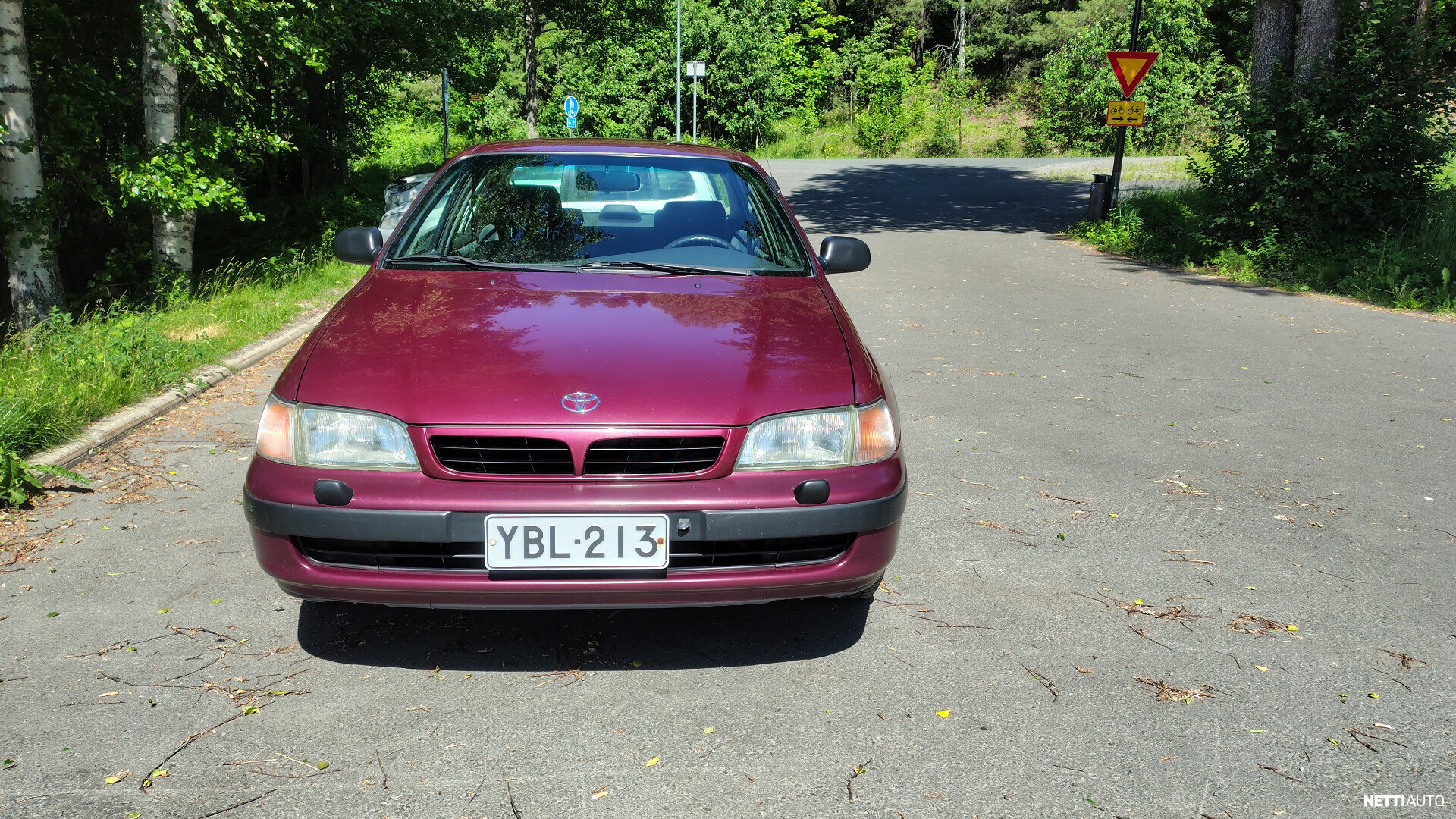Toyota Carina E