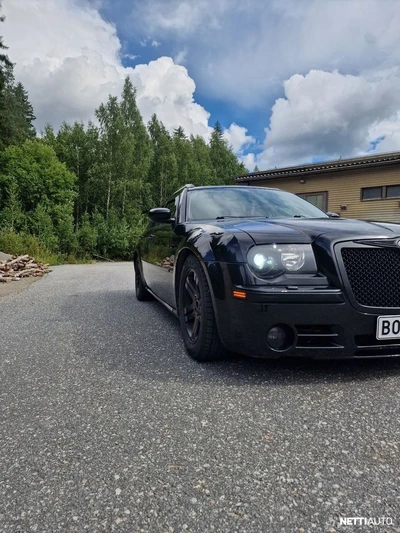 Chrysler 300C 3,0 V6 CRD TOURING 2006, kuva 2/10