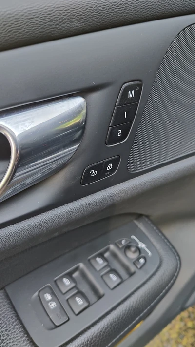 Volvo V60 2020, kuva 2/6