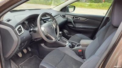 Nissan Qashqai DIG-T 115 Visia 2WD 6M/T 2015, kuva 5/14