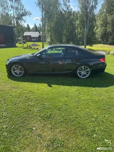BMW 325 2007, photo 3/8
