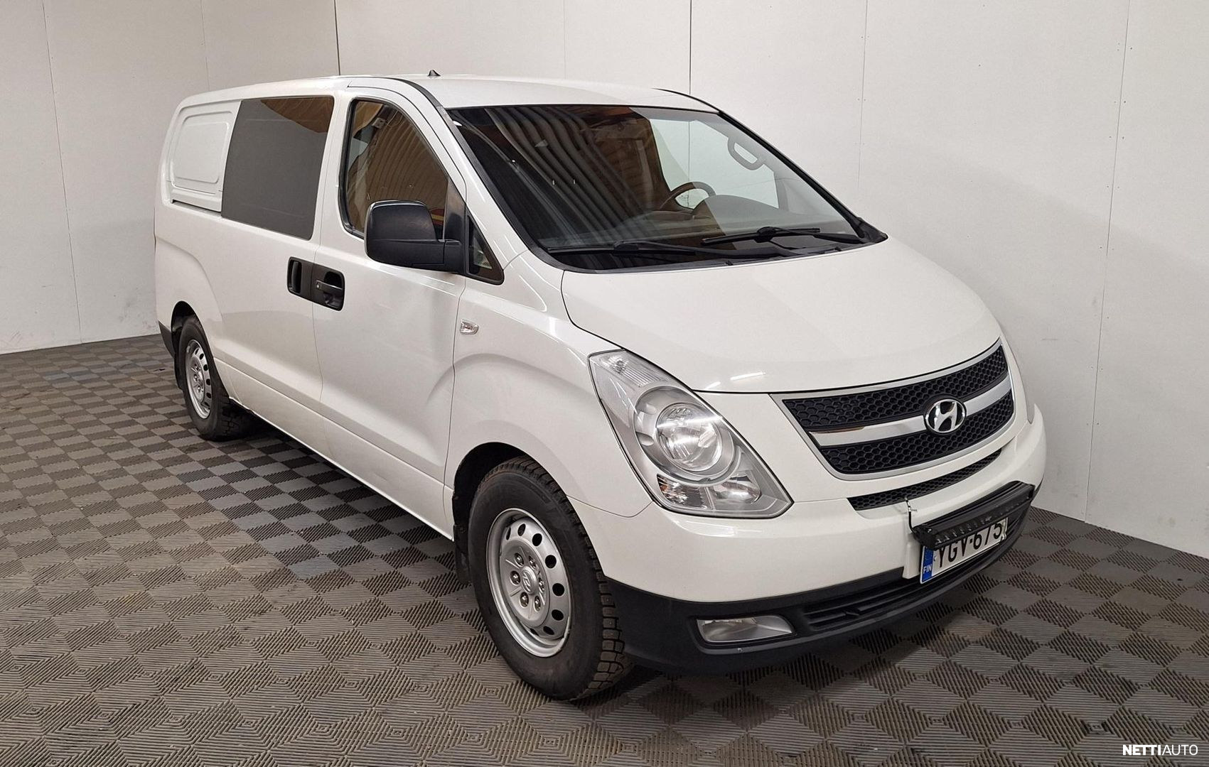 Hyundai H-1