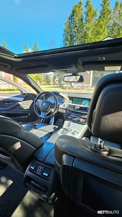 BMW 530 2011, photo 8/8