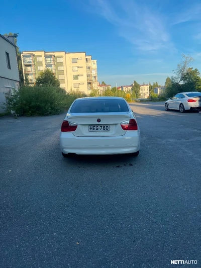 BMW 318 2006, photo 4/23