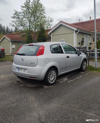 Fiat Grande Punto 2011, kuva 3/9