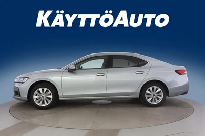 Skoda Superb 2026, photo 2/11