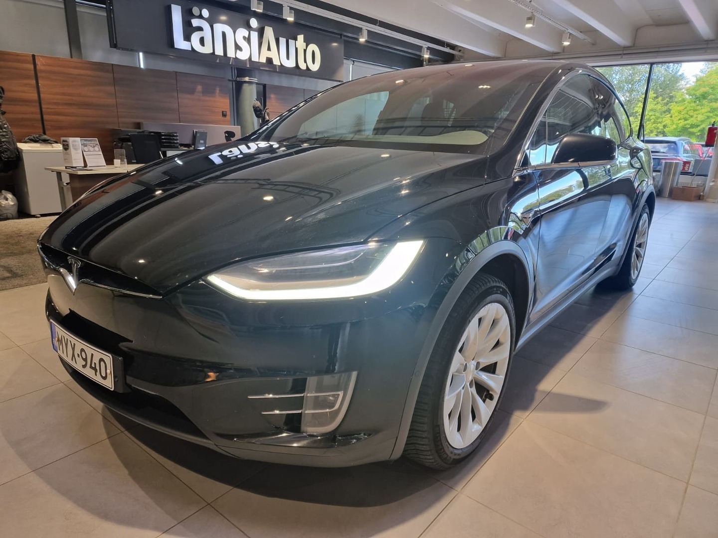 Tesla Model X