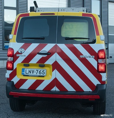 Toyota Proace Compact 2,0 D 120 2017, kuva 2/12