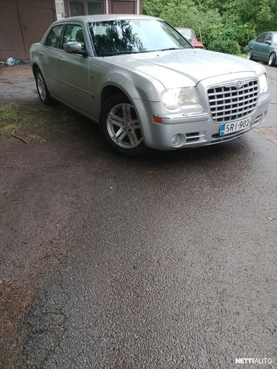 Chrysler 300C 2006, photo 1/6