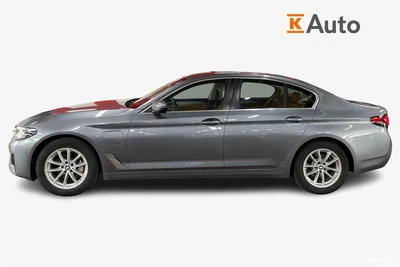 BMW 530 2022, photo 5/17