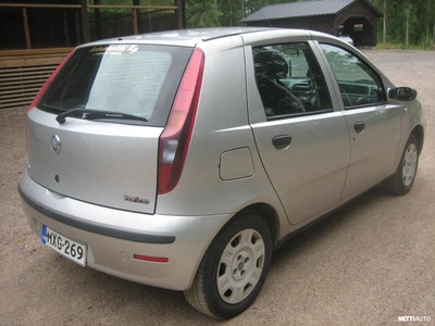 Fiat Punto 2006, photo 2/9