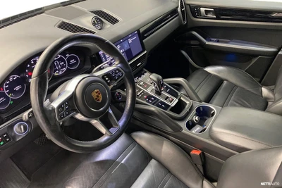 Porsche Cayenne E-Hybrid 2019, photo 6/10