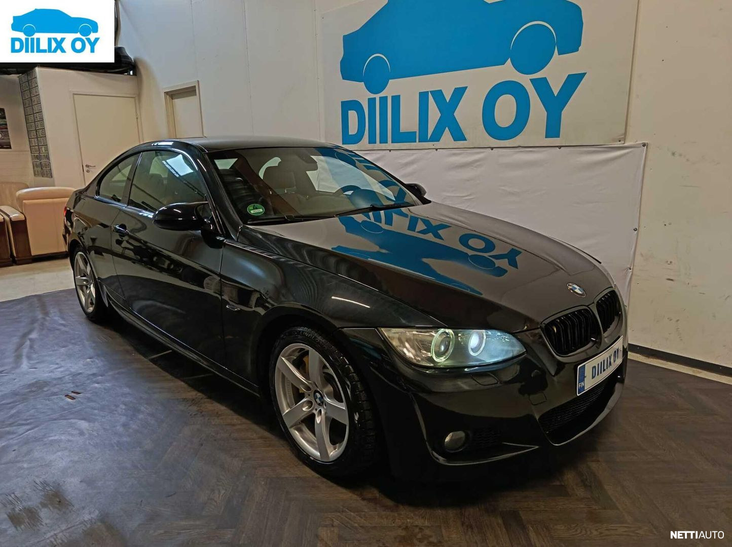 BMW 330